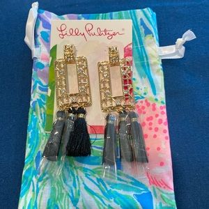 NWT LILLY PULITZER EARRINGS
